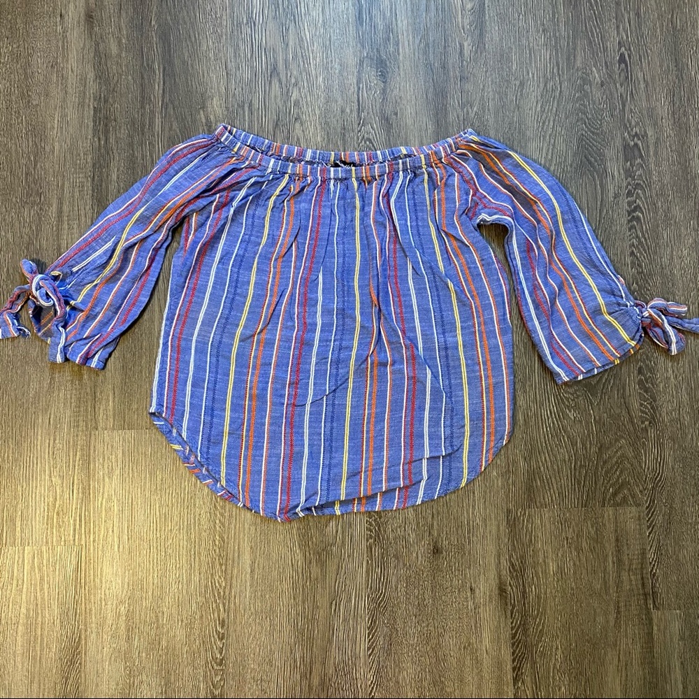 Off the shoulder Shirt Top Strips with Sleeves